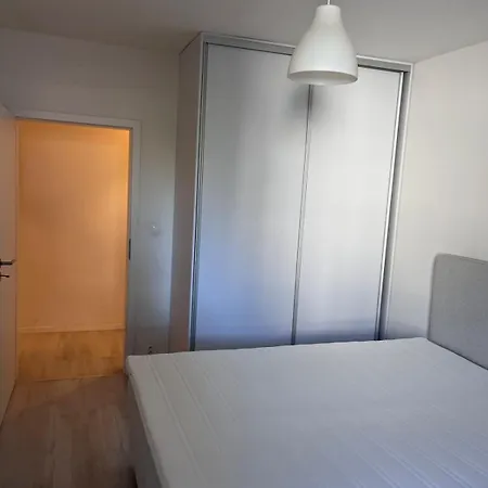 Center With Parking Space Apartament Koszyce